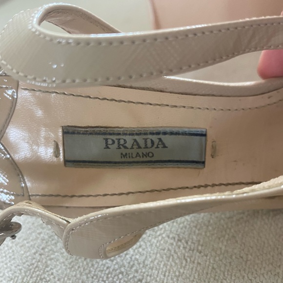 AUTHENTIC PRADA Sandal in Saffiano Leather, Color Seta, Size 37.5 / Size 7 - Picture 9 of 12